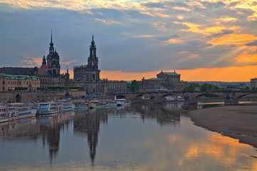 Fototapeta premium Elbflorenz Dresden HDR