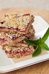 Delicious raspberry bars