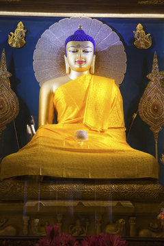 Buddha image inside Mahabodhi Temple, Bodhgaya, Bihar, India.