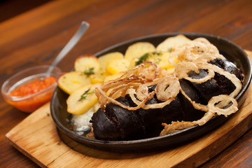 Blood sausage with potatoes