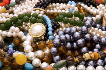 Jewelry, necklaces, pearls
