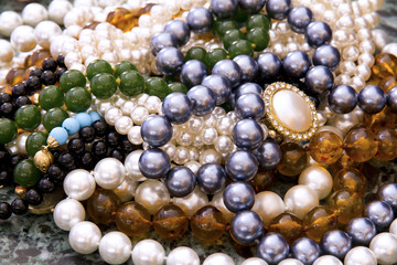 Jewelry, necklaces, pearls