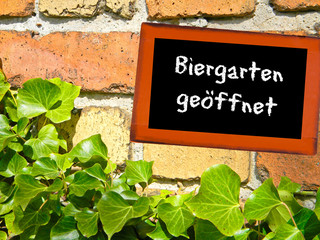 Biergarten geöffnet...