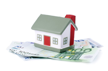toy house for euro banknotes
