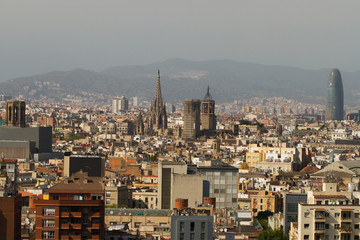 Obraz premium Aerial view of Barcelona, Spain seen from Montjuic
