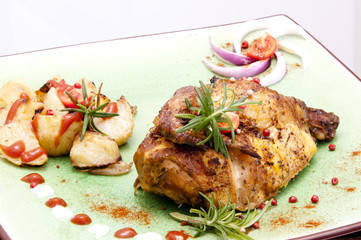 pollo arrosto con patate e tomato