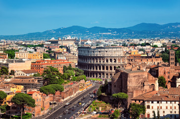 Fototapeta na wymiar Koloseum w Rzymie - Włochy