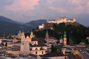 Obraz premium Salzburg at dusk
