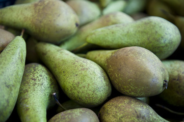 Bunches of Pears