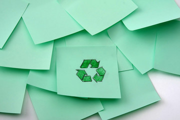 thumb tacked note with reduce reuse recycle