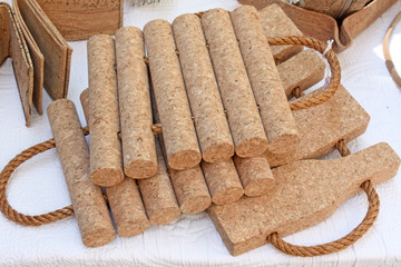 Dessous se plat en liège