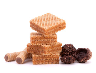 Wafers or honeycomb waffles