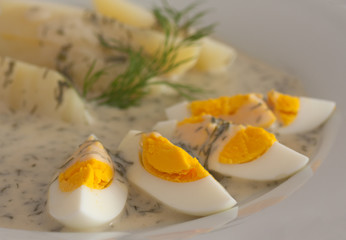 Dill sauce with egg and potatoes