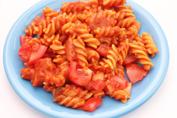 Nudeln mit Tomatensauce