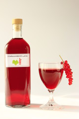 Johannisbeerwein