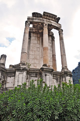 Roma, Fori Imperiali - casa delle vestali