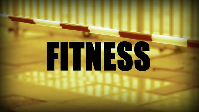 Fitness Schriftzug mit L&auml;ufern im Hintergrund