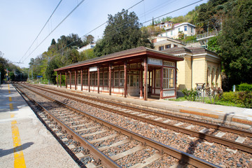 Fototapeta na wymiar Stacja kolejowa Miramare