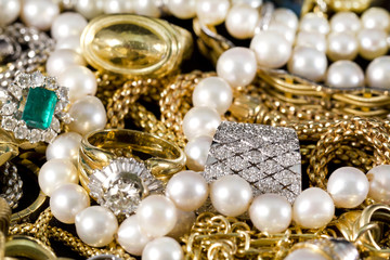 Jewelry, gold, necklaces, rings, bracelets, watch, wealth