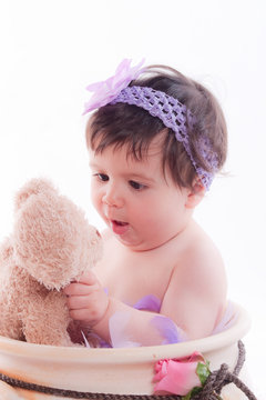 fillette et son ourson