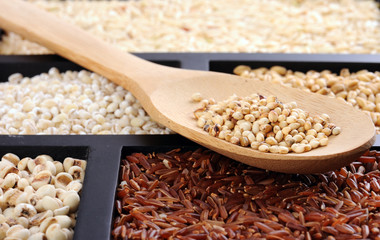 Cereal on wood spool put on cereal box