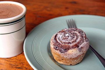 zimtmuffin und kakao