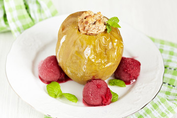 Baked apple