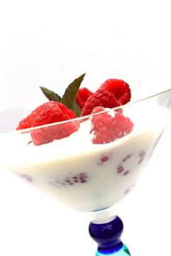 raspberry yogurt