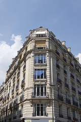 Fototapeta na wymiar Paryż - Budynek