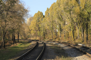 railroad turns to the left