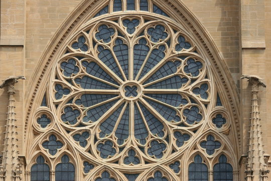 Rosace de la cath&eacute;drale de Metz