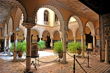 Palacio de la Condesa de Lebrija, Sevilla - obrazy, fototapety, plakaty