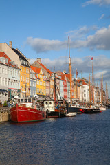 Fototapeta na wymiar Copenhagen (Nyhavn district) in a sunny summer day