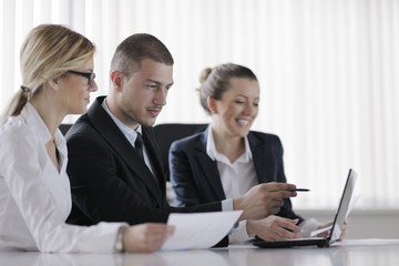 Fototapeta premium business people in a meeting at office