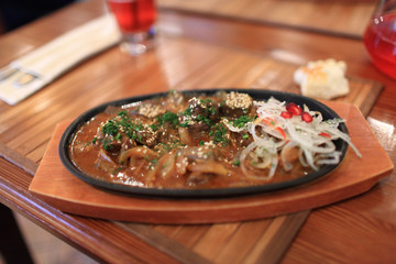 Stewed liver and kidneys of lamb