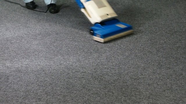 absorbent cleaning Lady
