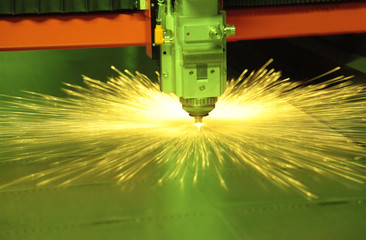 Laser cutting metal