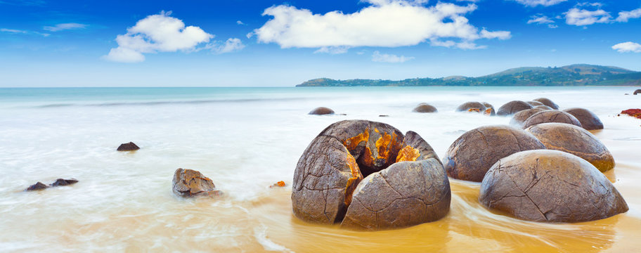 Moeraki Boulders