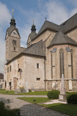 Fototapeta na wymiar Gotycka katedra Marii Saal (Karyntia, Austria)
