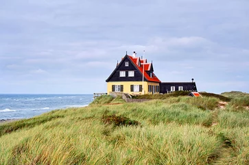 Fotobehang Haus auf Düne in Skagen, Dänemark 3 © thomaslerchphoto