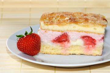 Kuchen mit Erdbeeren