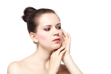 Fototapeta premium attractive young brunette with perfect skin and bright makeup