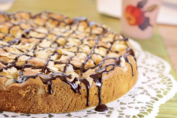 Apfelkuchen auf Kaffeetafel