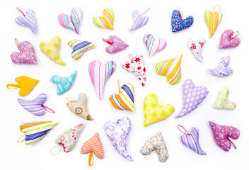 Viele Bunte Stoffherzchen
