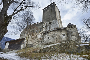 Fototapeta premium schloss bruck, lienz, austria