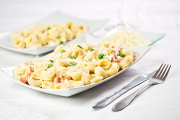 Fresh tortellini whit bacon