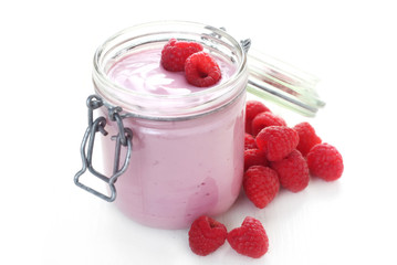 Raspberry Yogurt