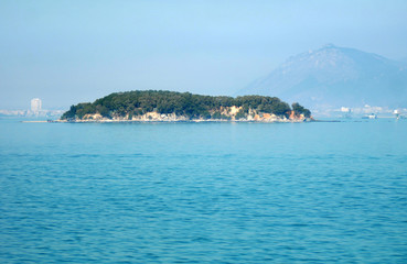 Fototapeta premium Islet above sea