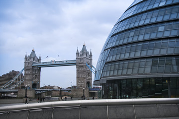 city hall tower bridge london