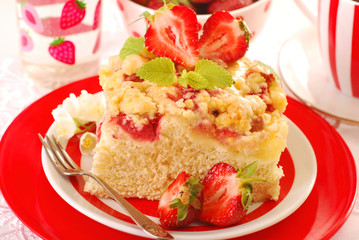 yeast cake with strawberry
